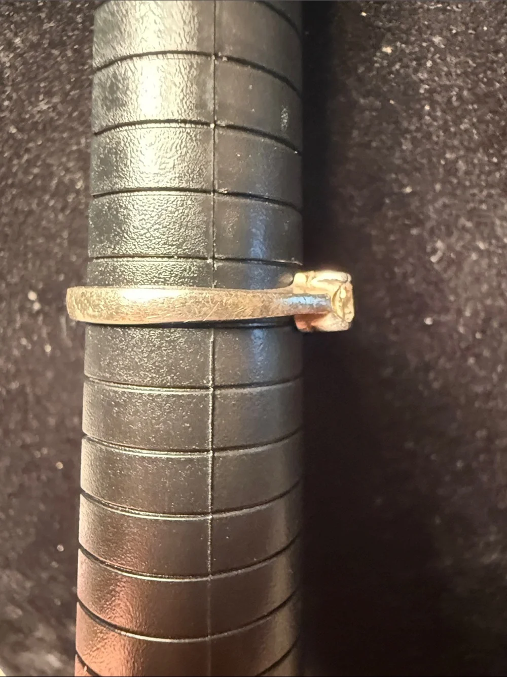 Classic Five-Stone Silver Band Ring with Clear Stones Size 10